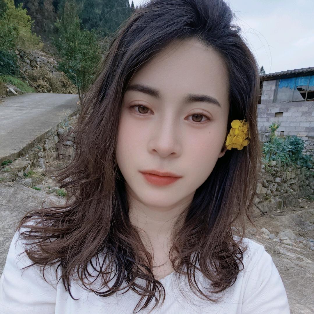 六月