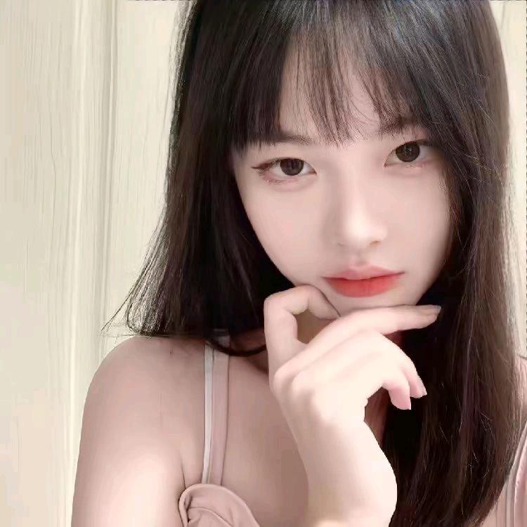 泡泡爱吃饭嘟
