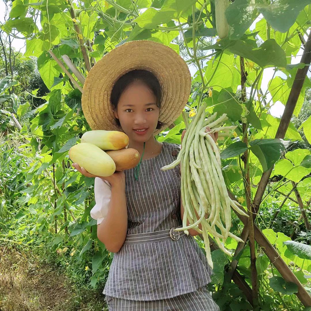 00后阿莲