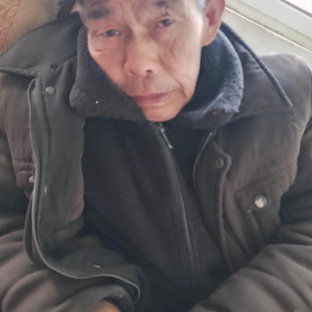 张跟住