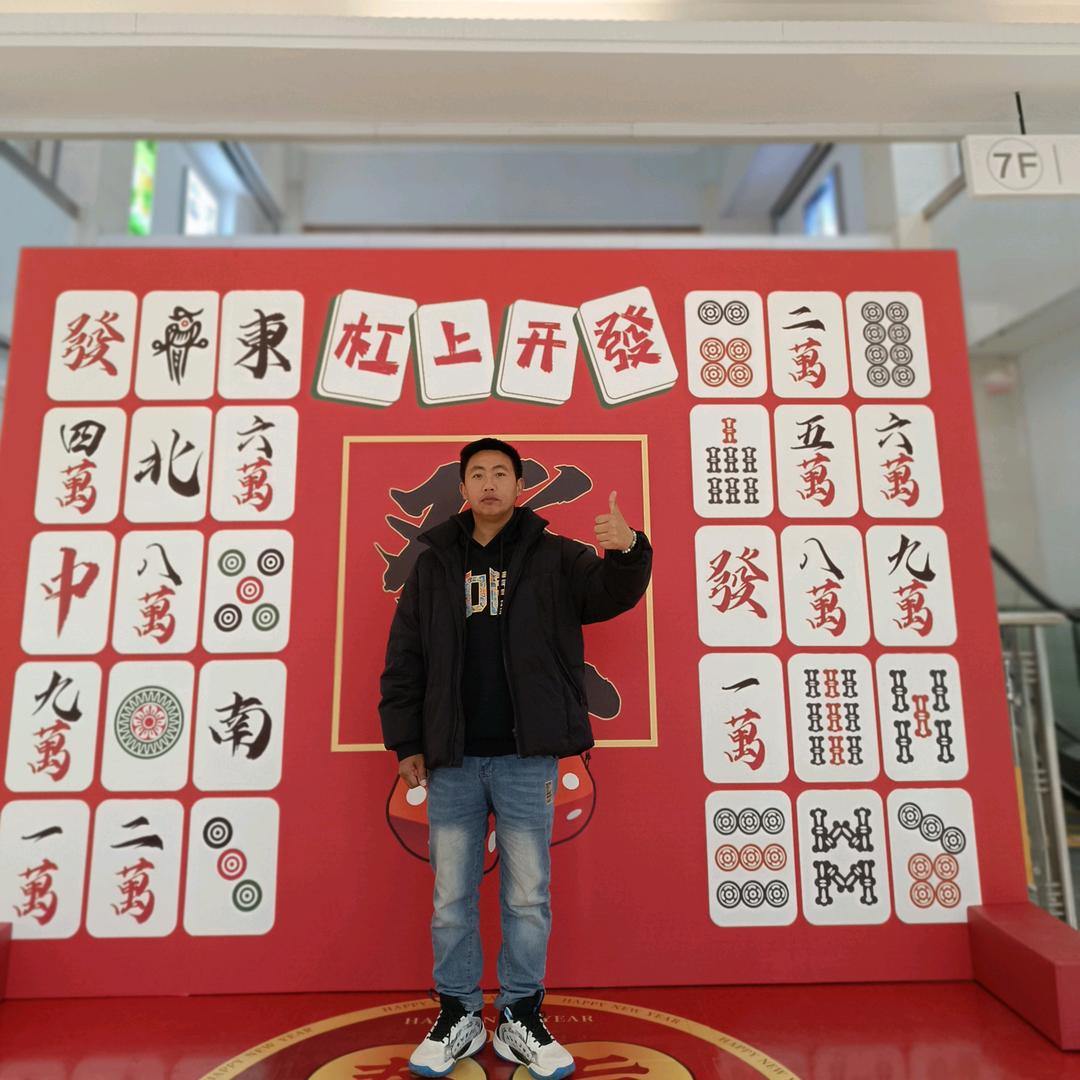 信阳楼梯扶手护栏玻璃幕墙安装团队