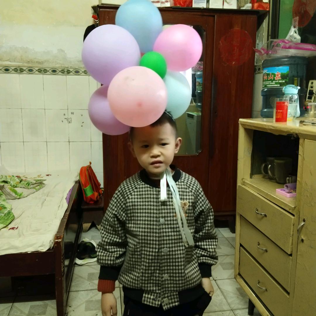 梁中伟