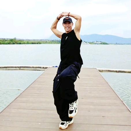 丘北明礼哥(小号)