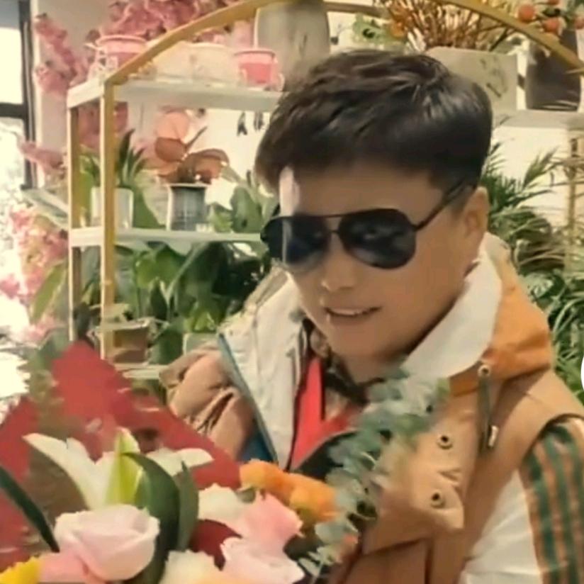 ^O^＠_＠^O^余生心悦118