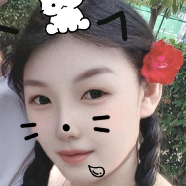 小果冻🌸🌸