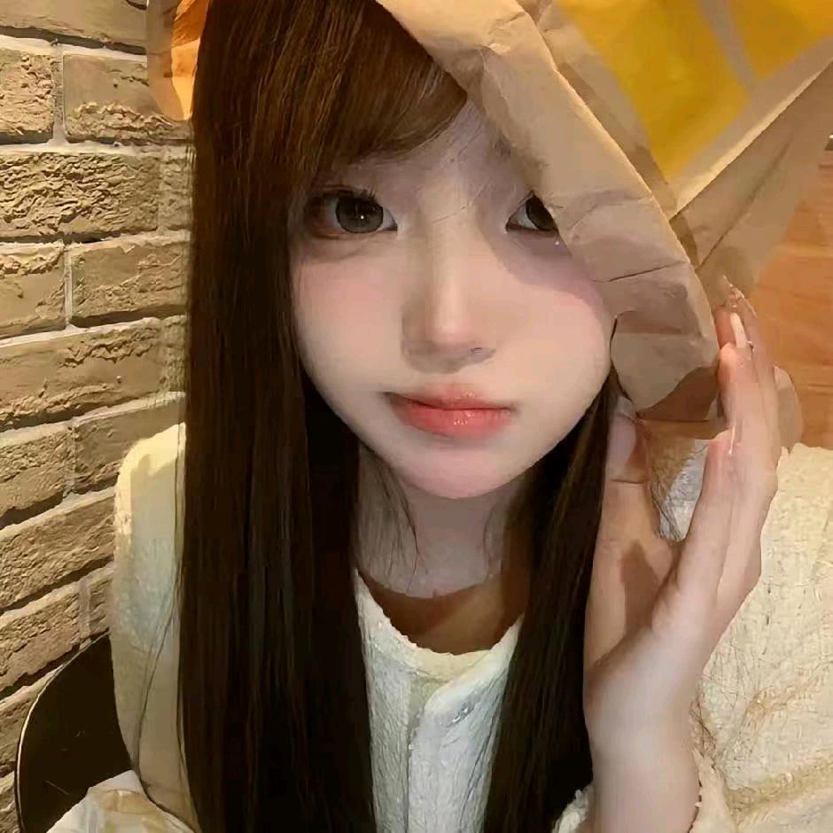 初見ฅ
