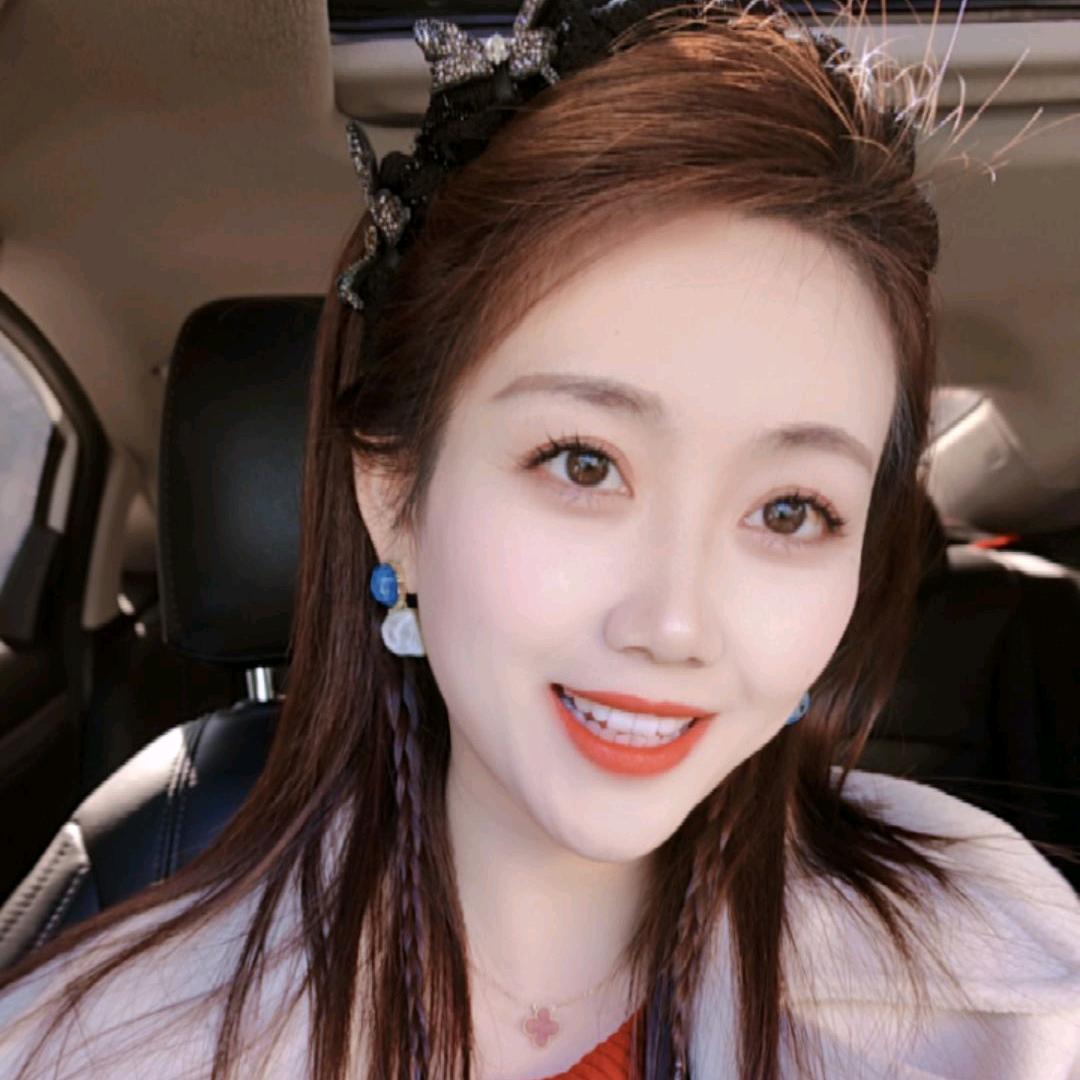 丿月光下的小怪兽