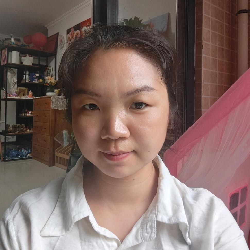 听枫园美术任老师