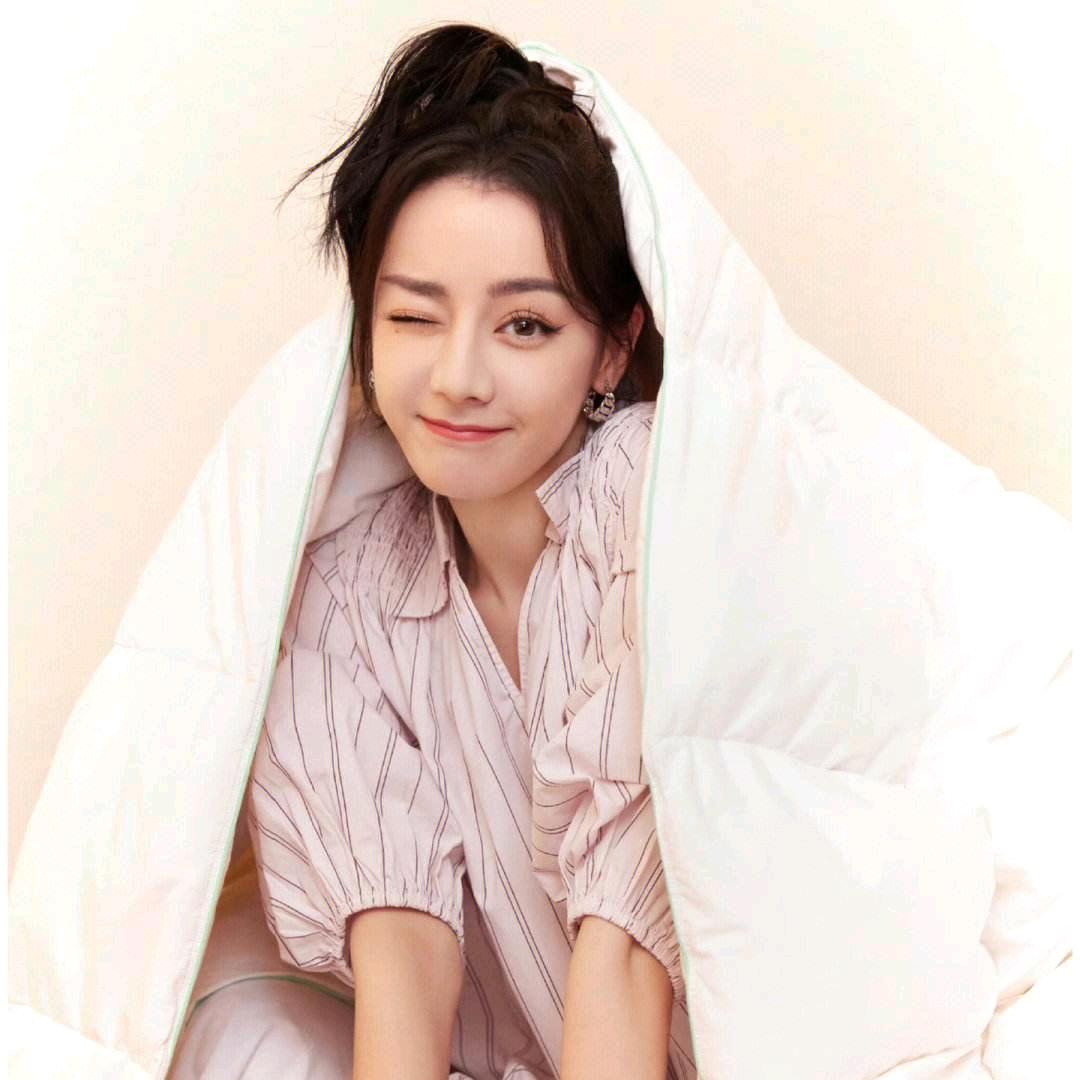 女娲捏的最美女孩