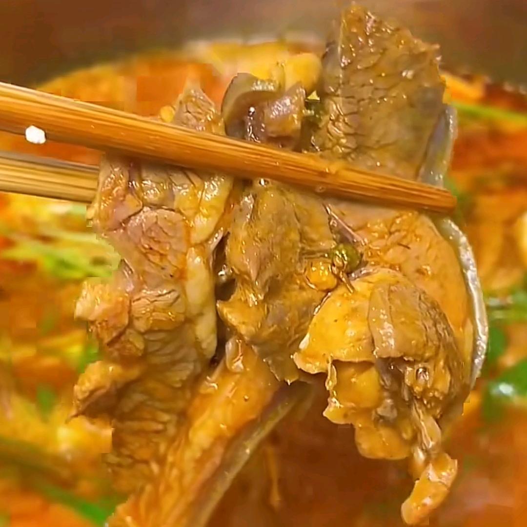 桃花依旧笑春风