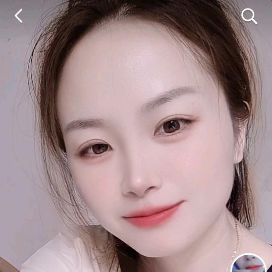 杨六月