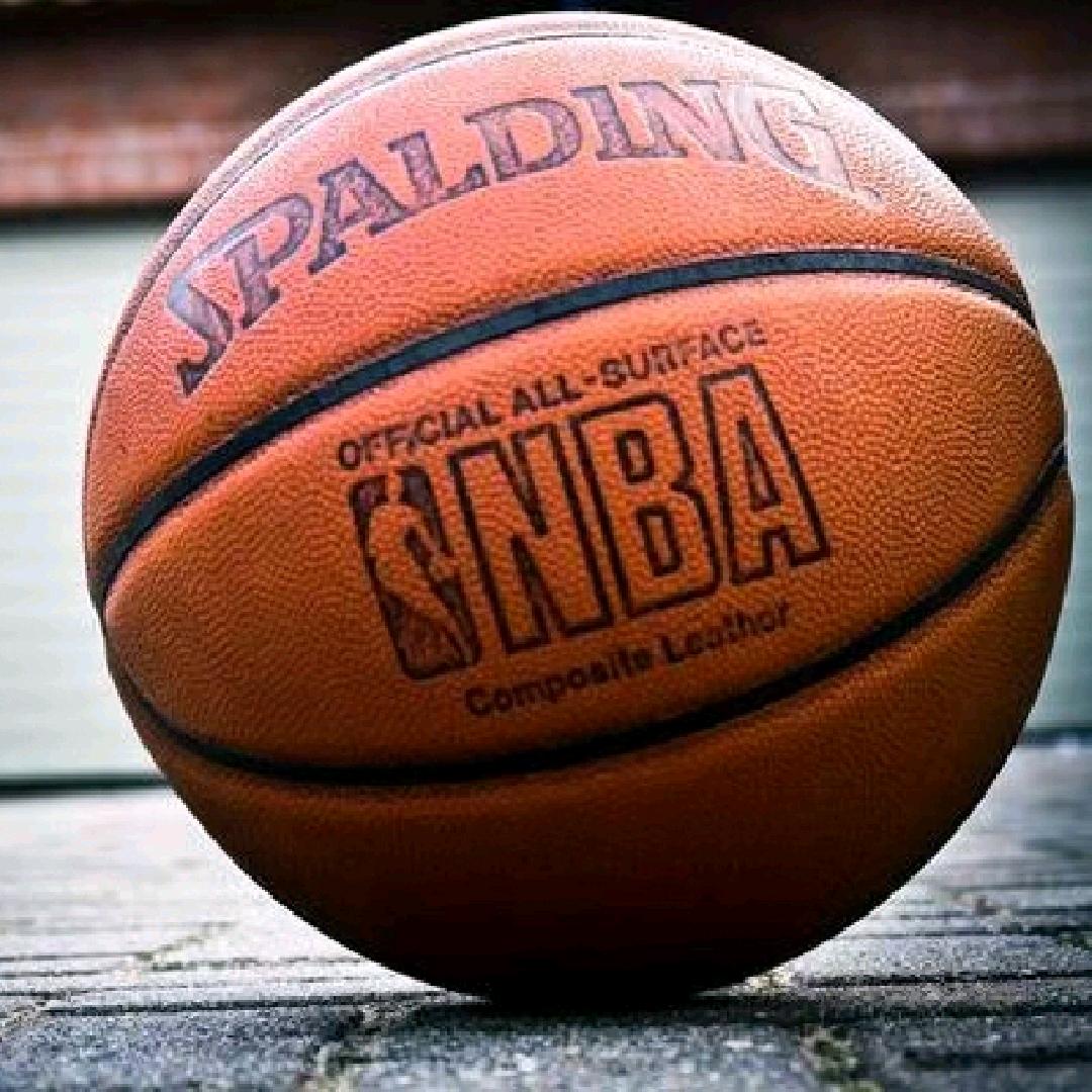 🏀