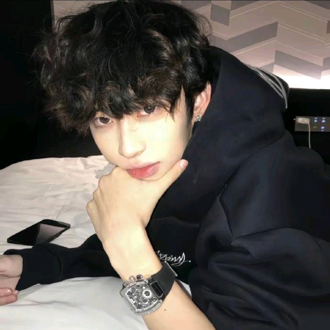 一个莫名帅气的地球人