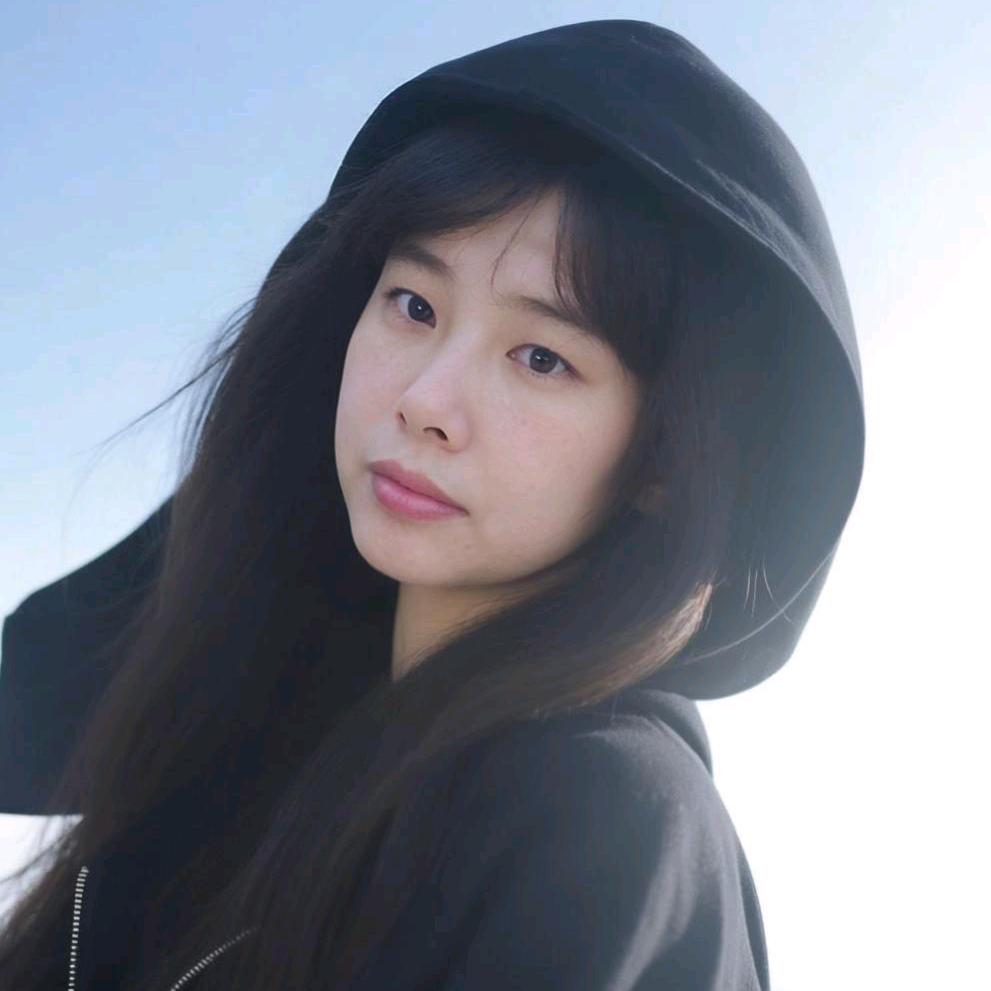 (ღ♡秋‿♡ღ)