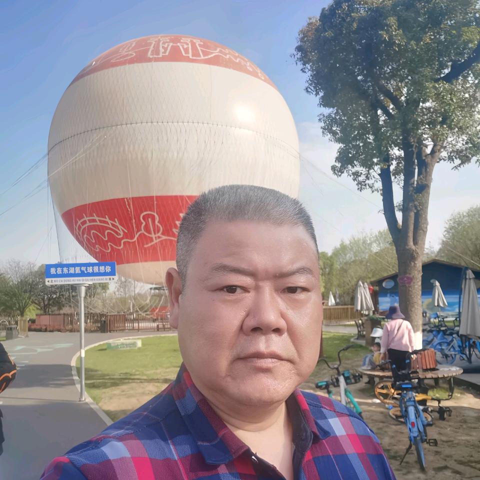 荆州新哥哥