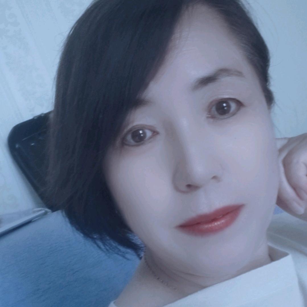 诗妍