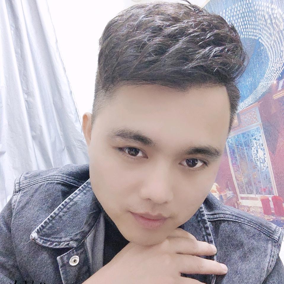 江雨恒草根歌手
