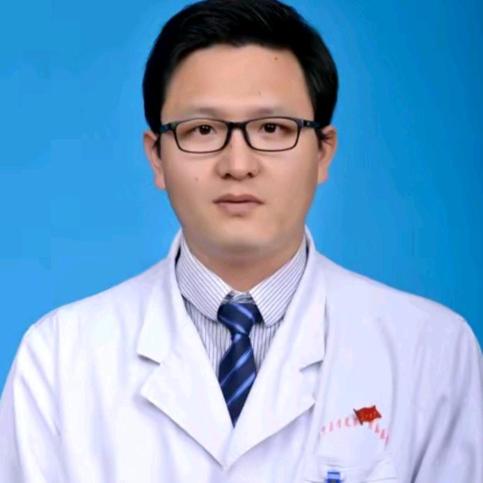 儿科医生高旭光