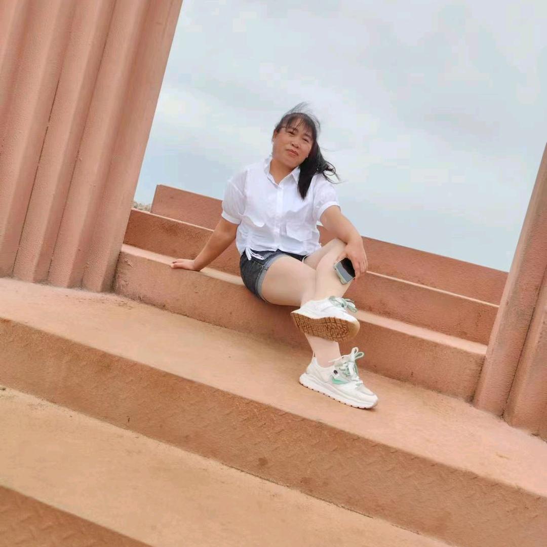 我不信命只信双手苦拼