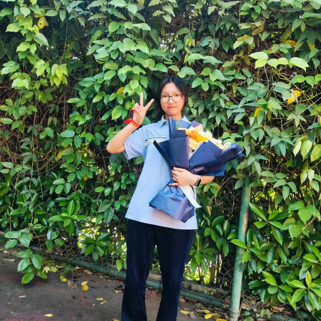 山顶顶上放🐂的