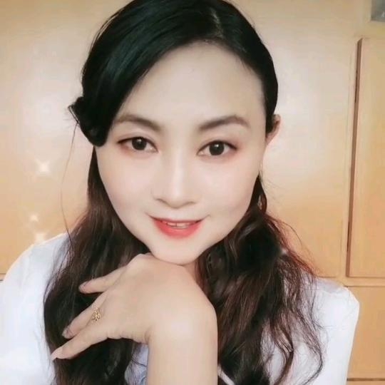 杨莉（小游戏直播）