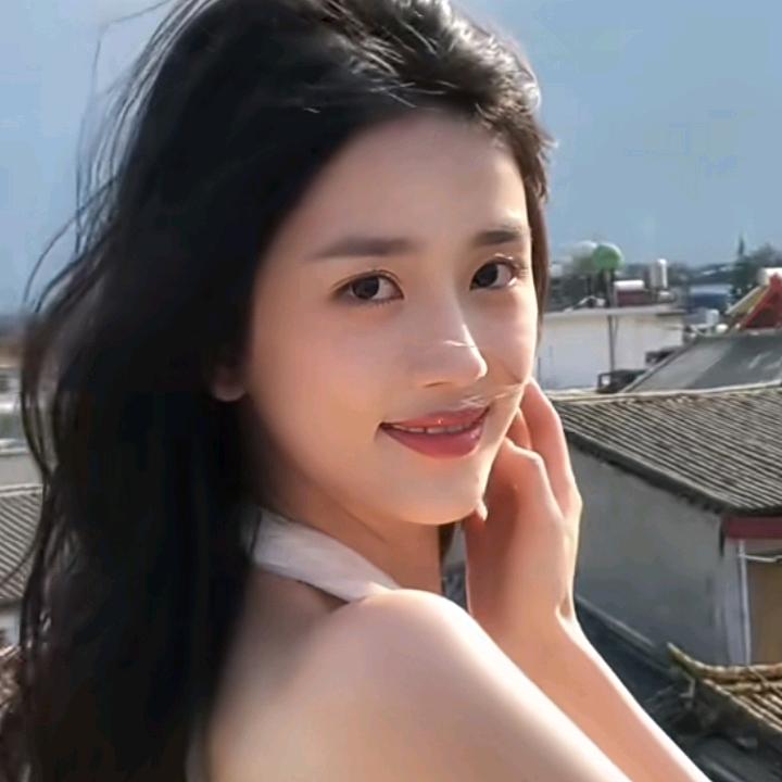 西西不嘻嘻