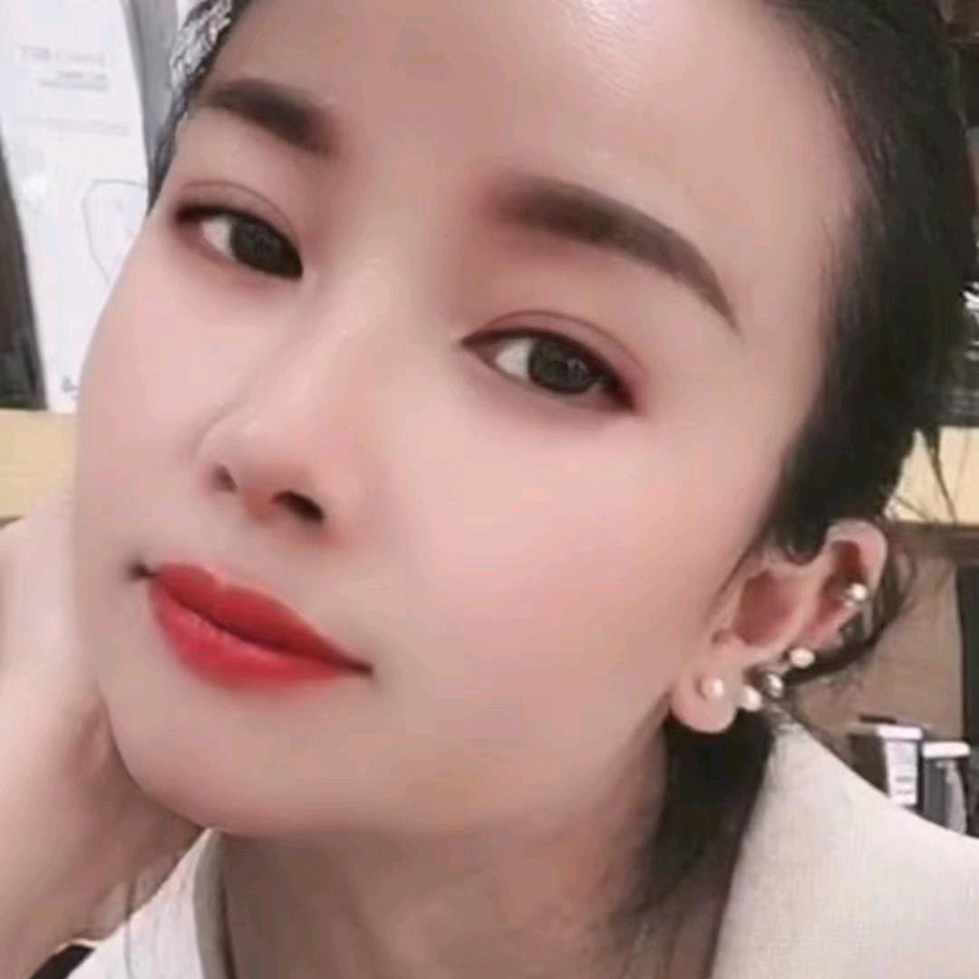 芬芳佳人《俏肌妮》本草植物现熬先发原浆