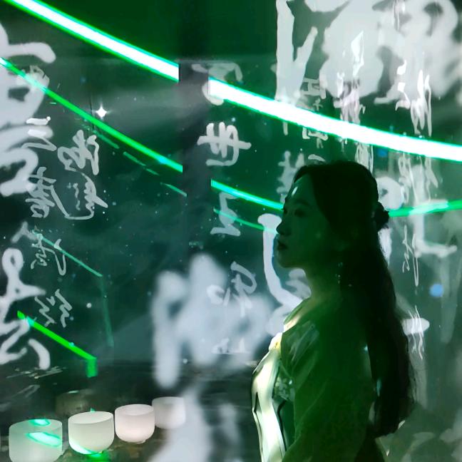 绿绮薄玉凉