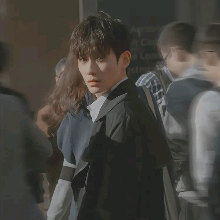 是周周不是舟舟