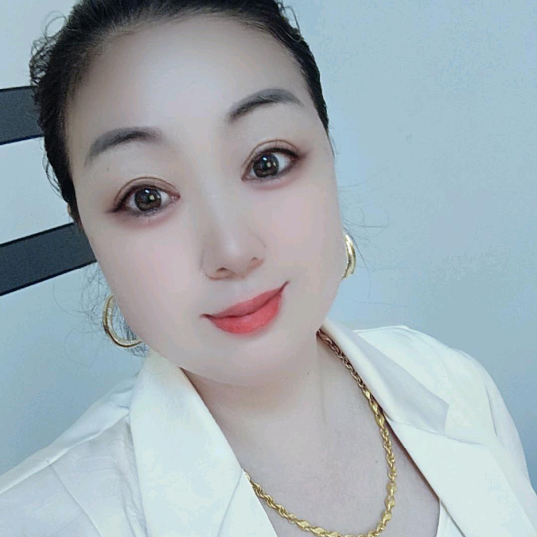 小勤，75年的姐姐