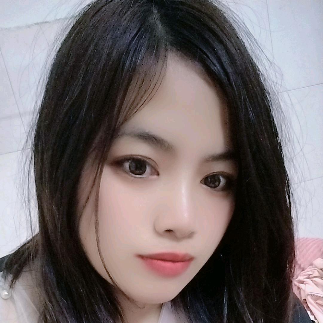 雯💐🌺🌹🥀欣