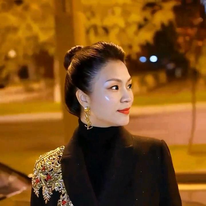 红丽美妆