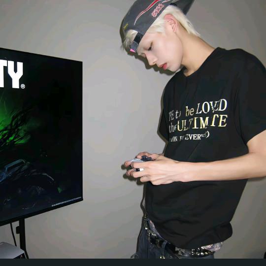 17%