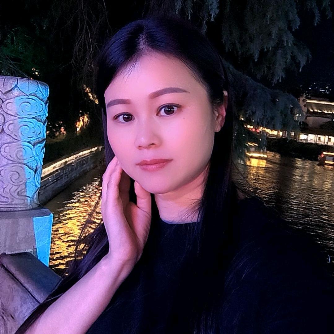 小妮姐。