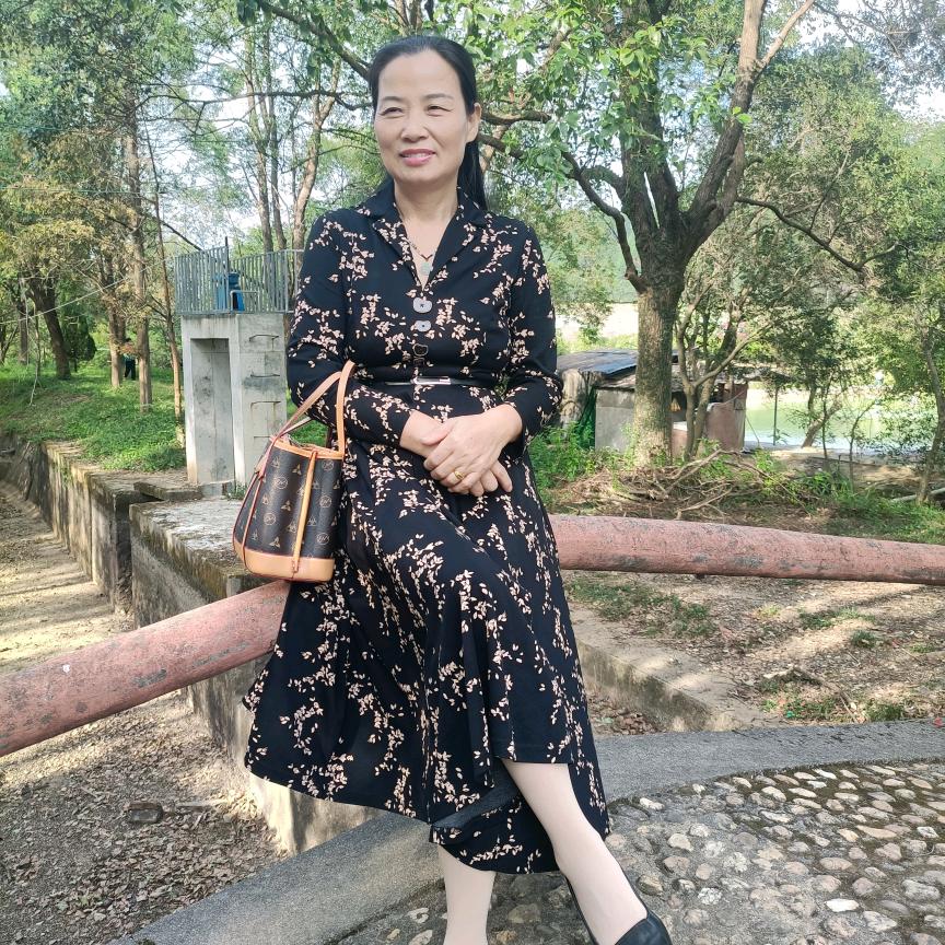 @春暖花开🌹🌈🍎