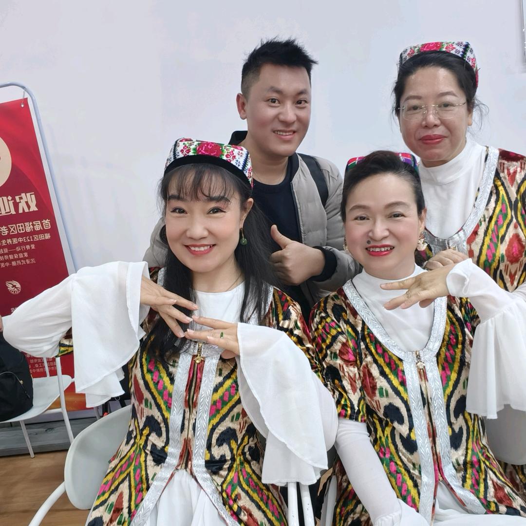 阳阳舞蹈