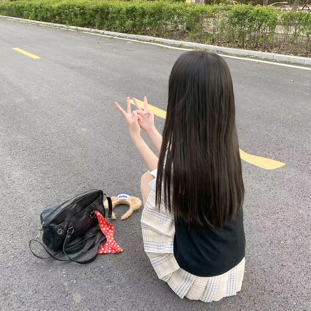 忧郁的下雨天在天台肘击拼好饭