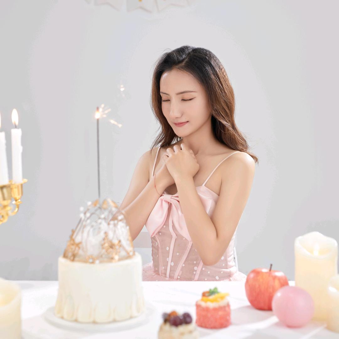 周周有💰🌸