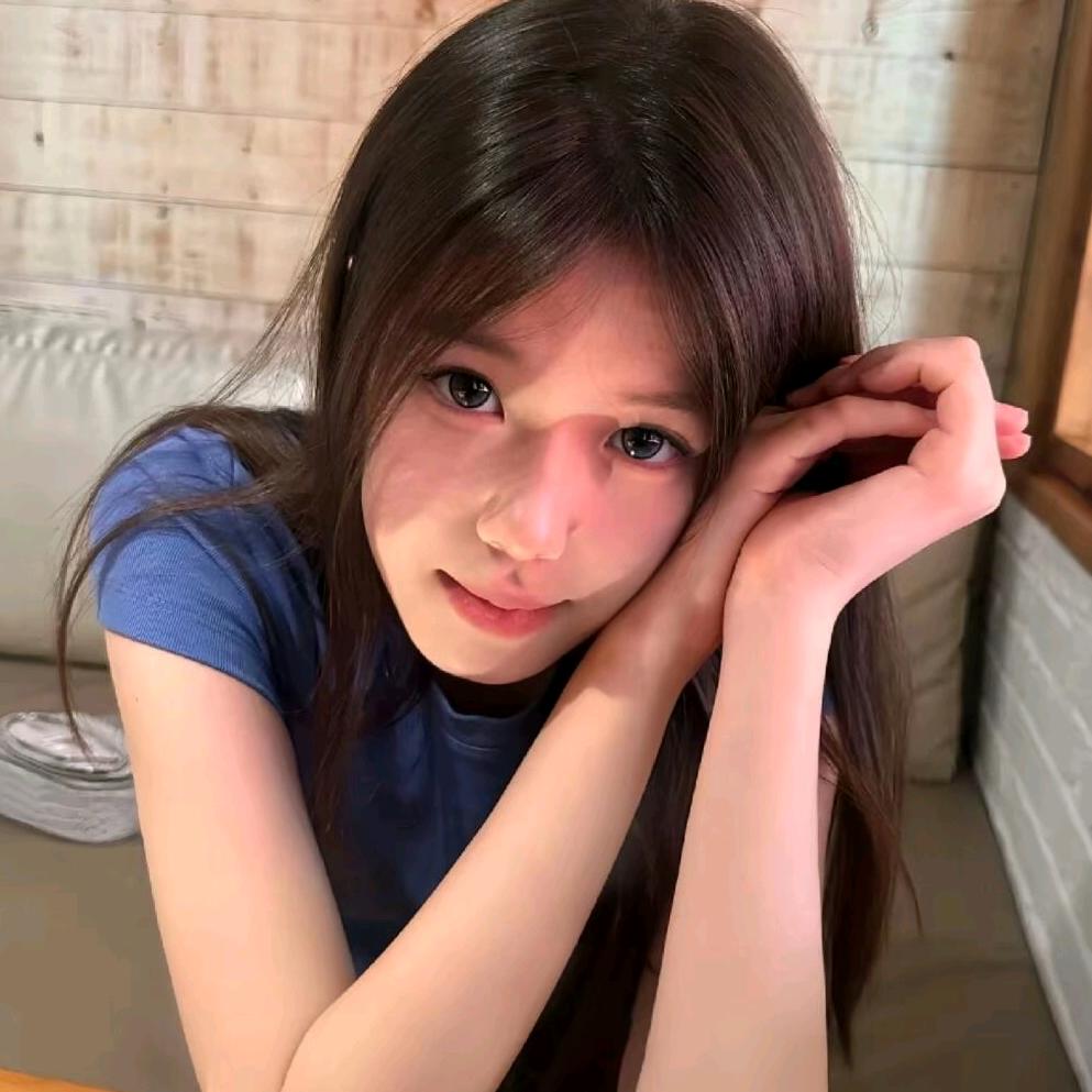 敏敏子.