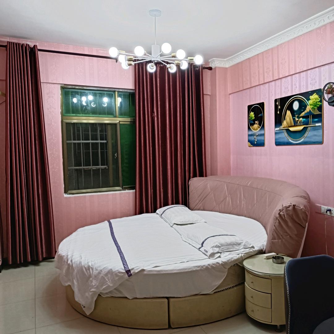 老李(豪轩旅租）