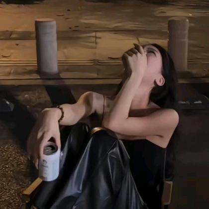 悲伤熊꒦ິ^꒦ິ