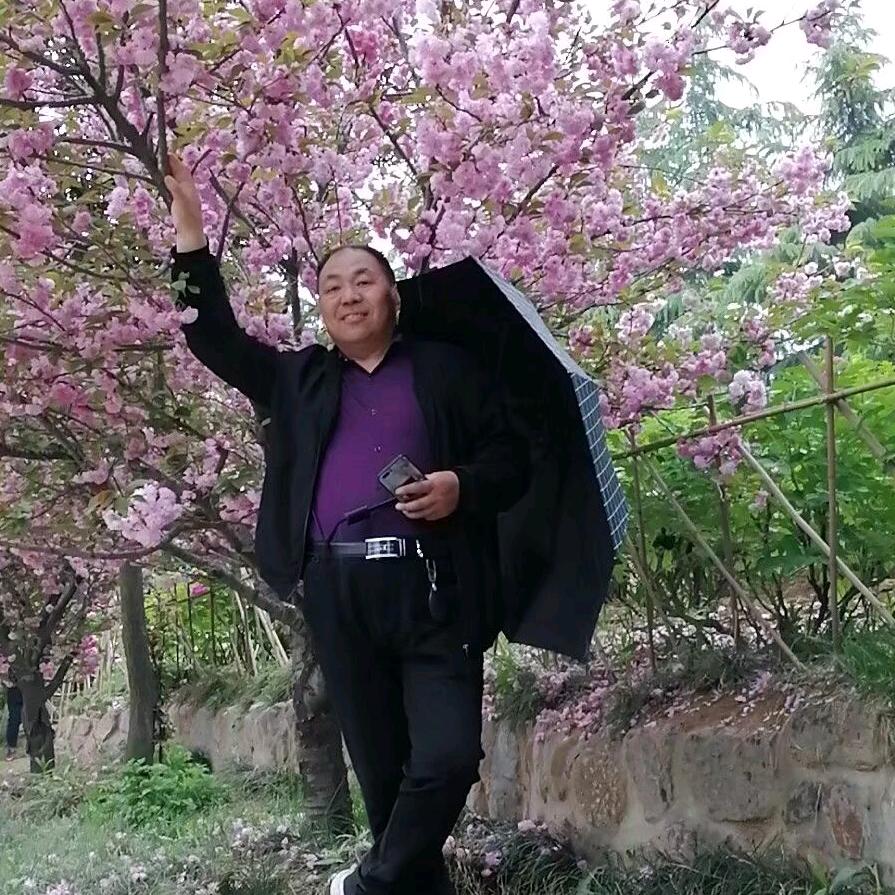 张耿溢