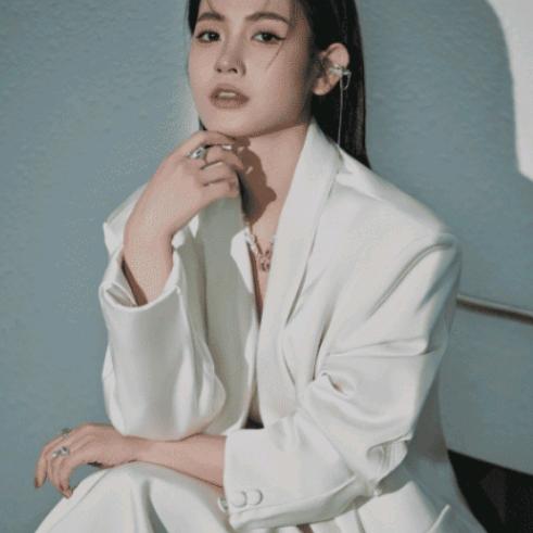 梦梦THEMENG高级感穿搭