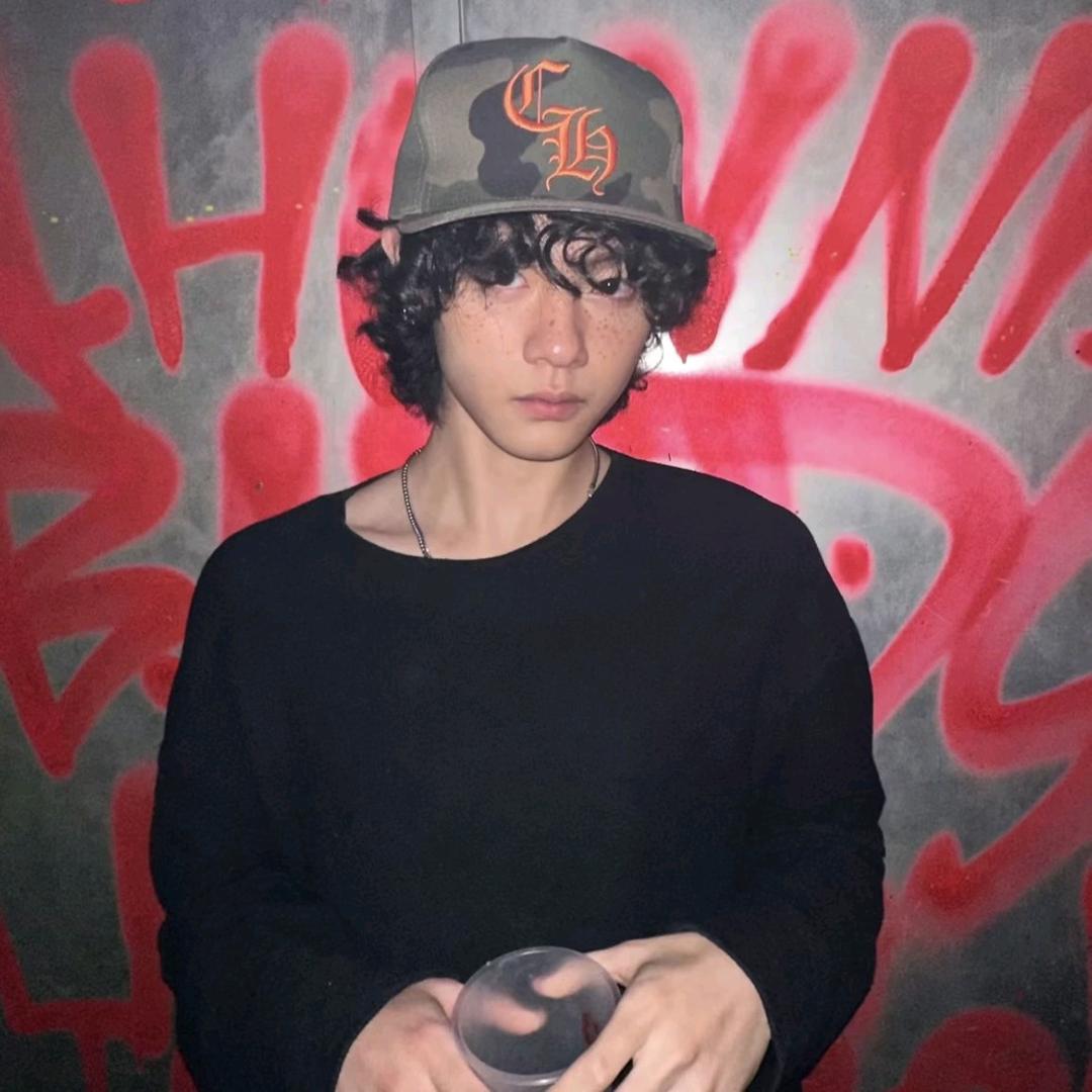 𝙝𝙚𝙧𝙤.