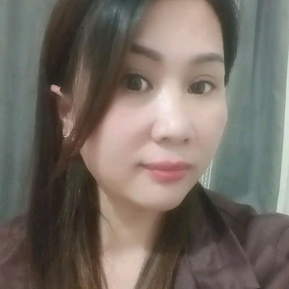 单身妈妈两个女儿的妈妈