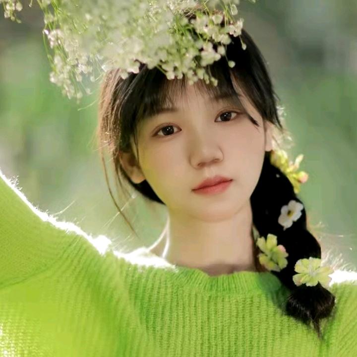 半颗♡◍* ｡*◍心辰
