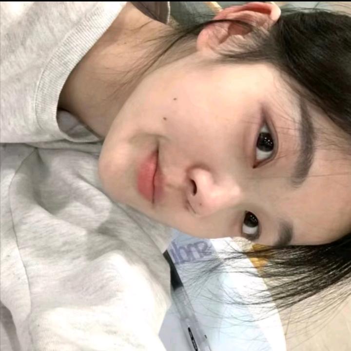 熬夜会秃头的