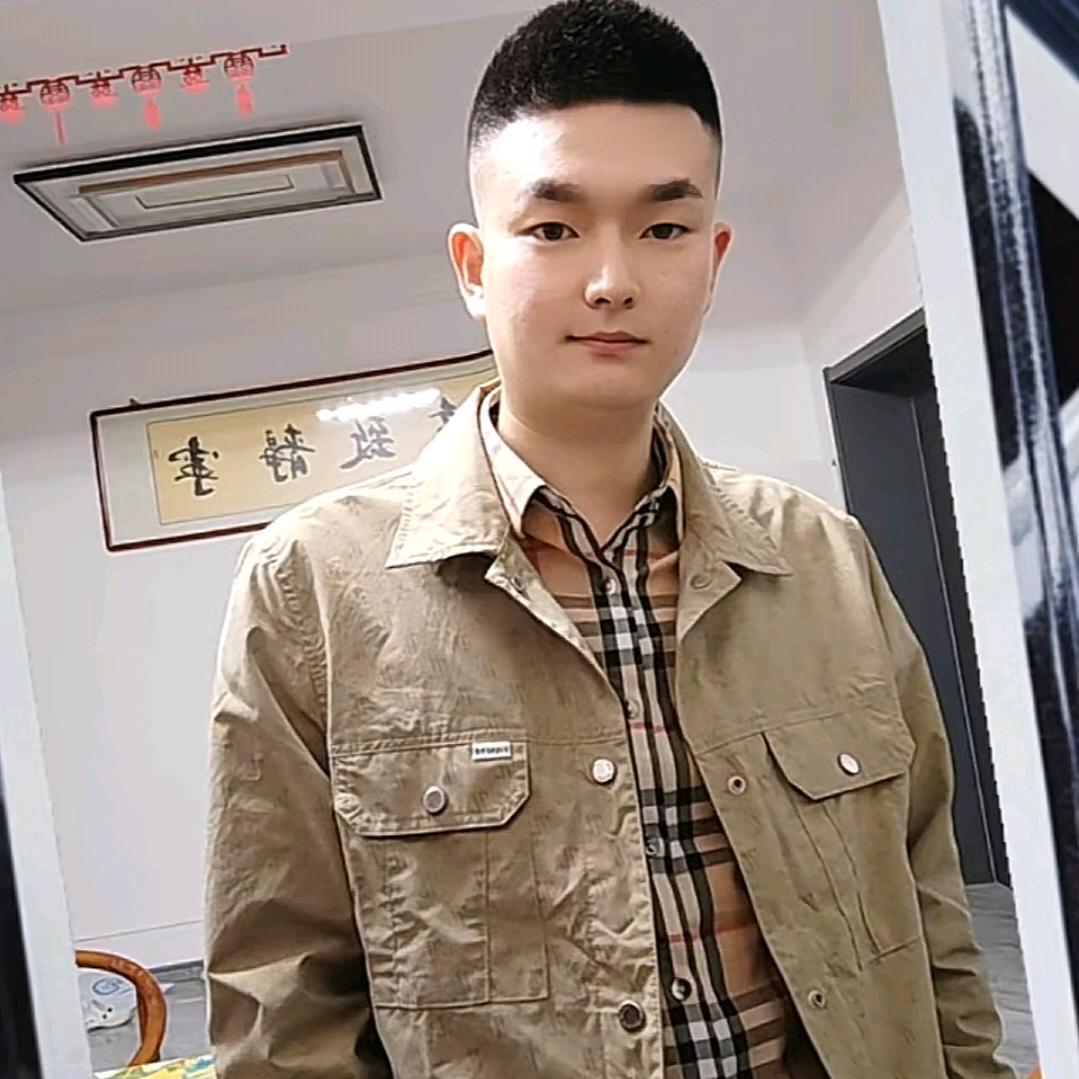 A  一介俗人ꫀꪝ.
