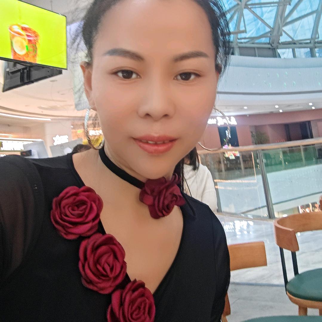 英子范范舞蹈服饰