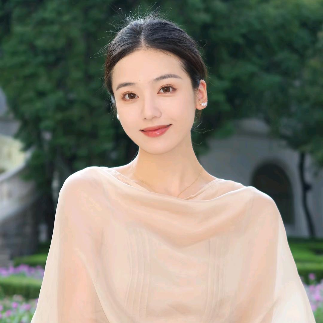 设计师楠楠